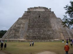 249-361 Uxmal.JPG