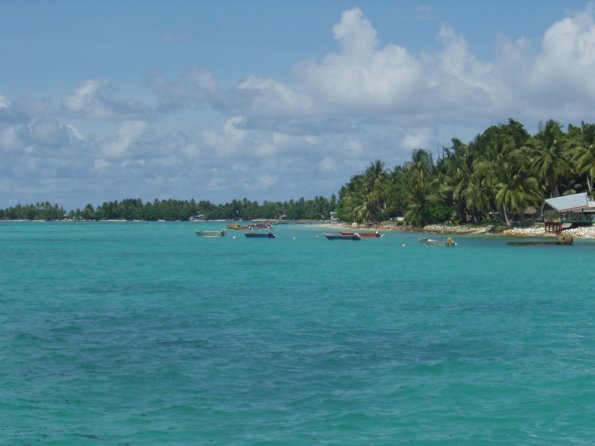 07 Tuvalu - bayside.JPG