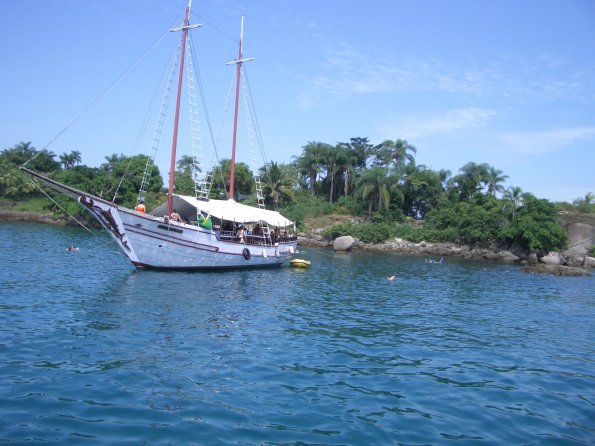 007 Sailing Boat Parati.jpg