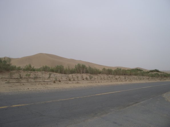 09 Taklamakan Desert.jpg