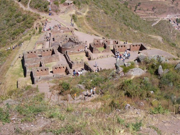 177 Inca ruins at Pisac.jpg