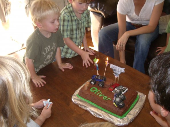 118 Oliver's 3rd Birthday.JPG