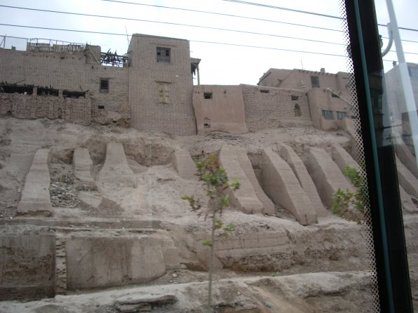 01 Walls of Old Kashgar.jpg