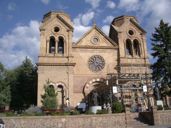 020 Santa Fe cathedral.jpg