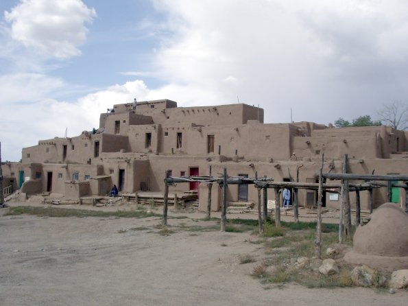 011 Taos Pueblo.JPG