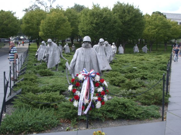 028 Korean War Memorial Washington.jpg